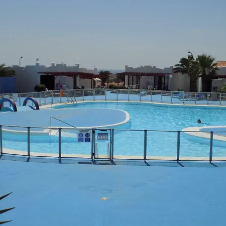 Sun Beach Apartment *